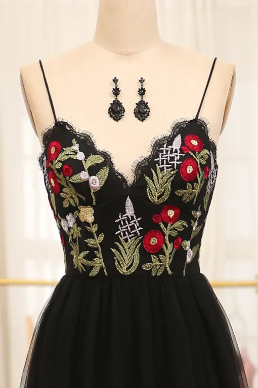 A-Line Black Spaghetti Straps Embroidered Tulle Long Prom Dress