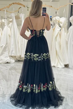 Black A-Line Spaghetti Straps Embroidered Tulle Long Prom Dress