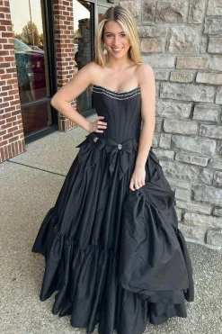 Black Corset A Line Pleated Bow Knot Strapless Prom Dress