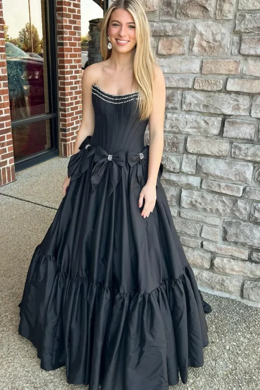 Black Corset A Line Pleated Bow Knot Strapless Prom Dress