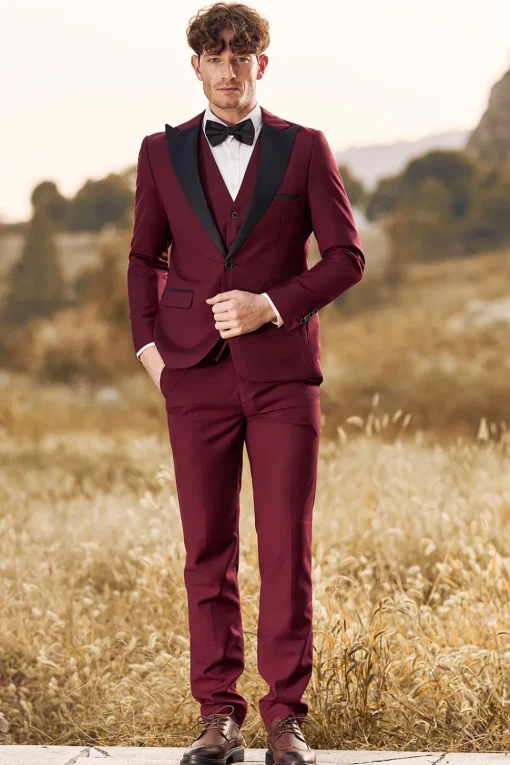 Burgundy Men's 3 Pieces Peak Lapel One Button Prom Suits