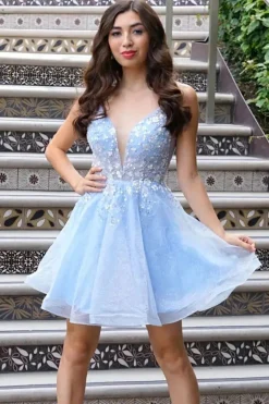 Cute A Line Deep V Neck Light Blue Short Prom Dress with Appliques