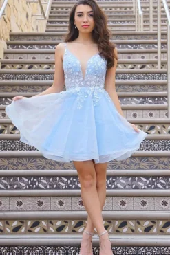 Cute A Line Deep V Neck Light Blue Short Prom Dress with Appliques