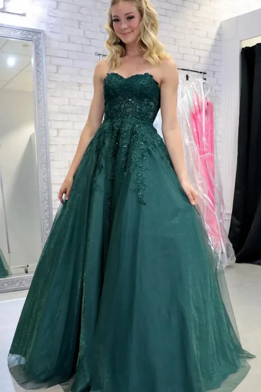 Dark Green Tulle A Line Prom Dress with Appliques