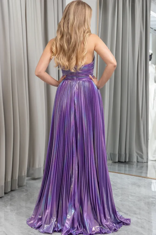 Dark Purple A-line Halter Neck Pleated Prom Dress