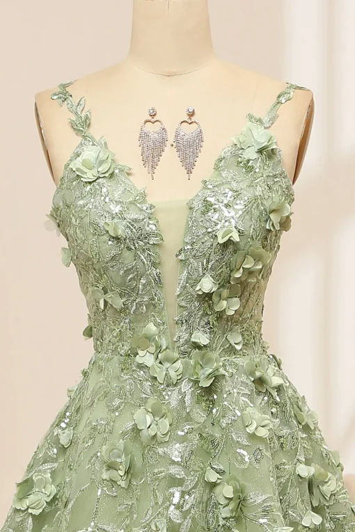 Green Spaghetti Straps A-Line Tulle Prom Dress With Appliques
