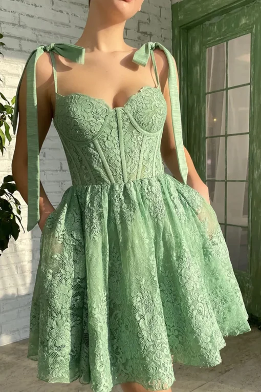 Green Sweetheart Party Dress with Appliques