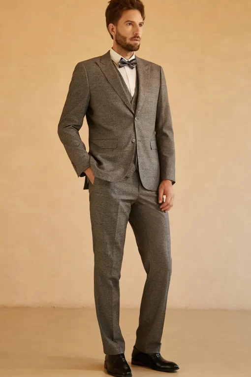Grey Peak Lapel Men Wedding Suit