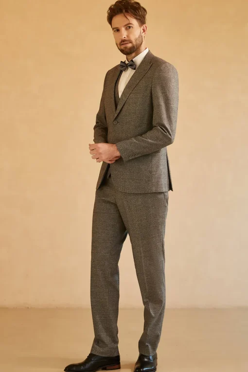 Grey Peak Lapel Men Wedding Suit