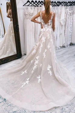 Ivory A-Line Ivory V-Neck Long Tulle Wedding Dress with Appliques