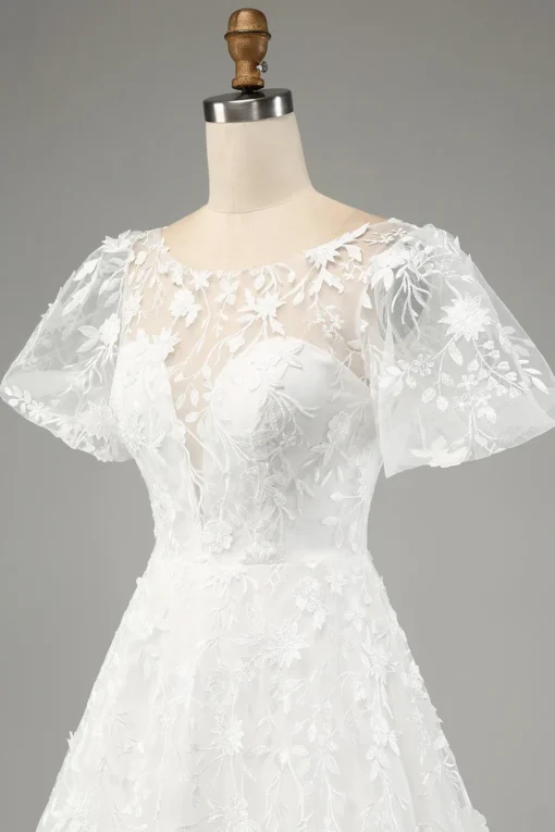 Ivory A-Line Puff Sleeves Wedding Dress with Appliques