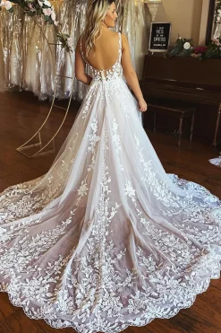 Ivory A-Line V-Neck Backless Long Lace Wedding Dress