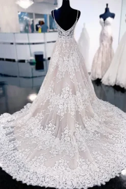Ivory Lace A-Line Sweep Train Long Wedding Dress