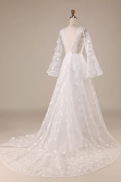 Ivory Lace Flare Sleeves A-Line Wedding Dress