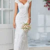 Ivory Mermaid Lace V-Neck Wedding Dress