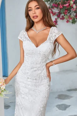 Ivory Mermaid Lace V-Neck Wedding Dress