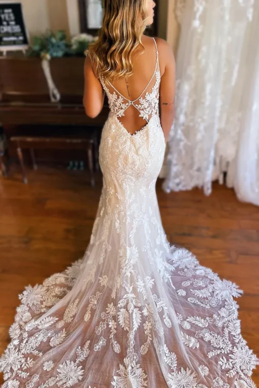 Ivory Mermaid Open Back Long Lace Wedding Dress
