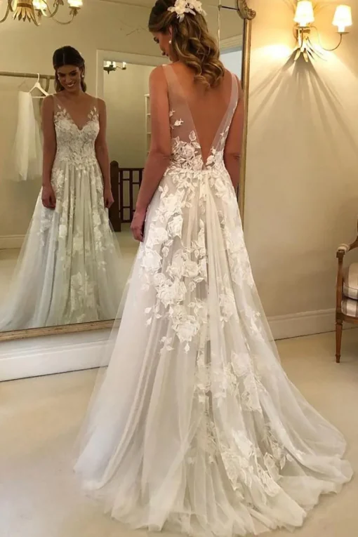 Ivory Tulle A-Line V-Neck Wedding Dress with Appliques