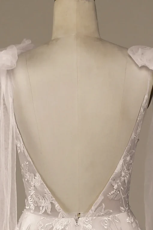 Ivory V-Neck Lace A-Line Wedding Dress with Bowknot