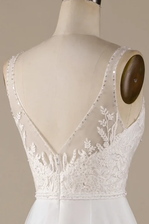 Ivory V-Neck Tulle Sweep Train Wedding Dress with Lace
