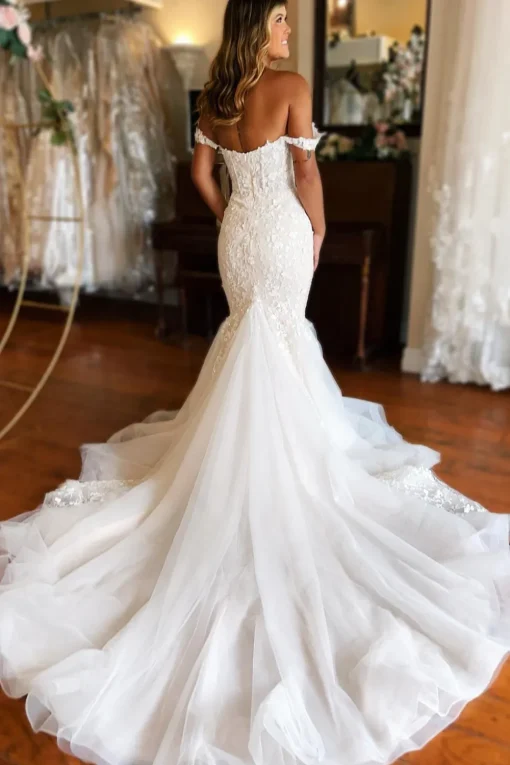 Mermaid White Lace Sweep Train Long Wedding Dress