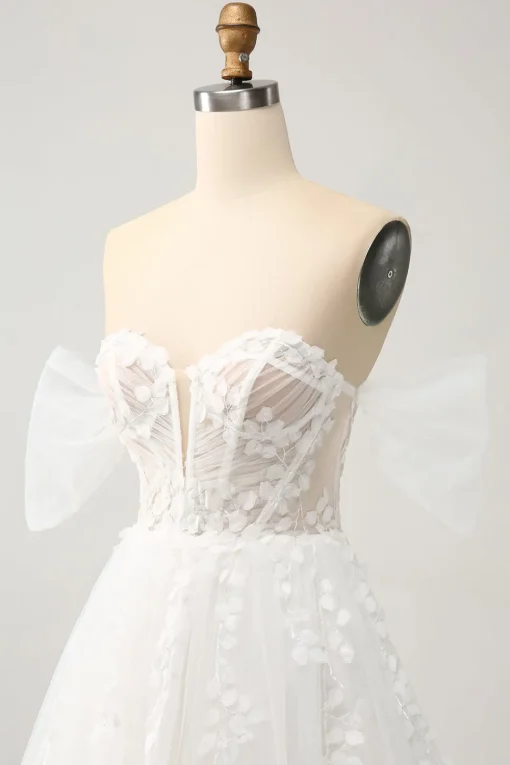 Princess Off The Shoulder Sweep Train Tulle Corset Wedding Dress with Appliques