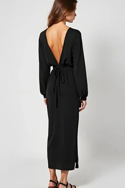 Sheath V-Neck Ruched Long Black Tie Dress