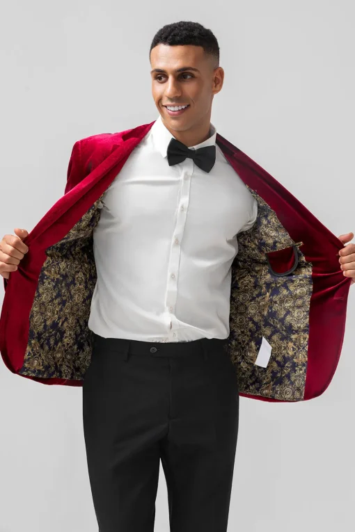 Single Breasted Burgundy Velvet Men's Blazer