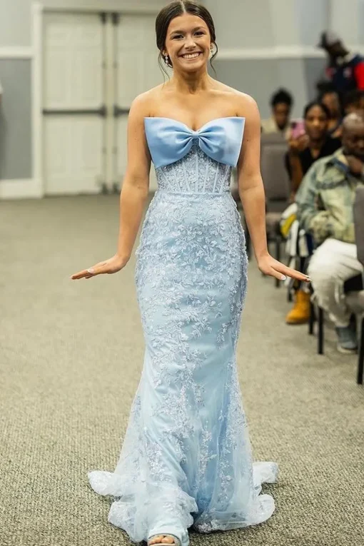 Sky Blue Appliques Mermaid Strapless Tulle Prom Dress