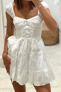 Sleeveless A Line White Graduation Dress