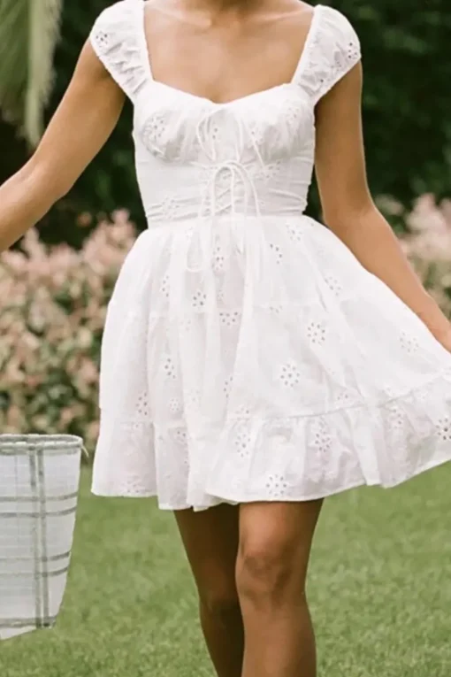 Sleeveless A Line White Graduation Dress