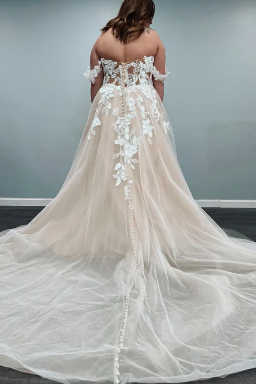 Tulle Off The Shoulder Ivory Long Plus Size Wedding Dress with Appliques