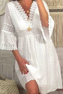 V-Neck Knee Length White Lace Summer Graduation Dress