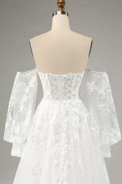 White A Line Tulle Long Sleeves Wedding Dress with Appliques Lace