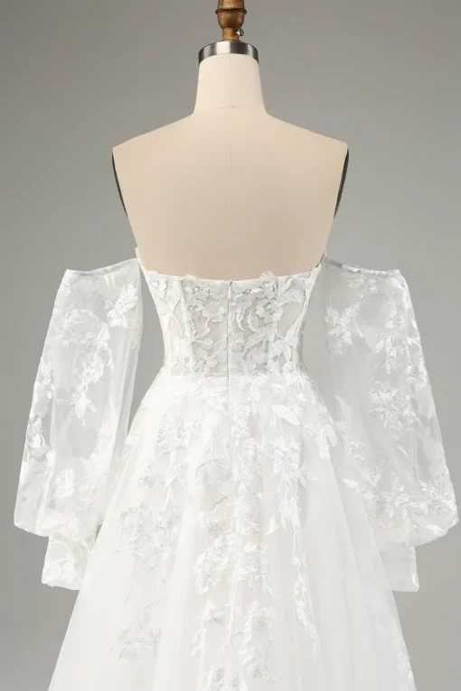 White A Line Tulle Long Sleeves Wedding Dress with Appliques Lace