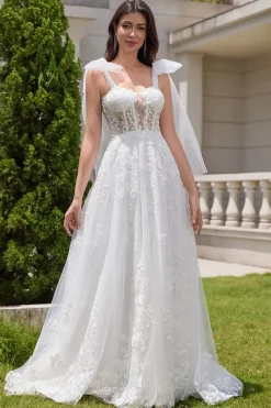 White A-Line Appliques Lace Up Tulle Corset Wedding Dress