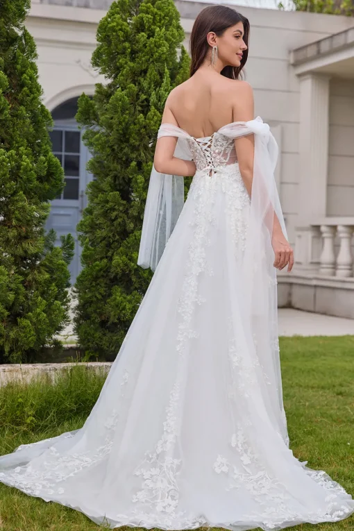 White A-Line Appliques Lace Up Tulle Corset Wedding Dress