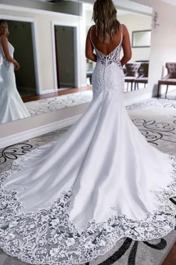 White Mermaid Long Satin Wedding Dress with Lace